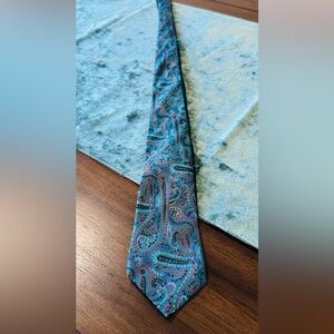 MINAR JANPATH NEW DELHI